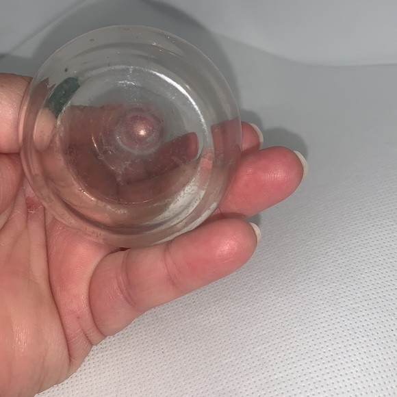 Small glass bud vase - Picture 3 of 3